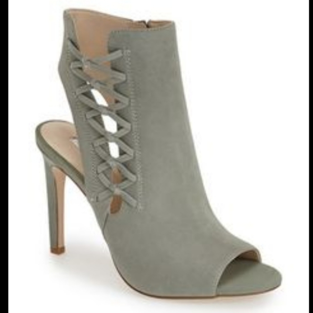 EUC BCBGeneration Size 9.5 Sage Green Cornelius Corset Boots!